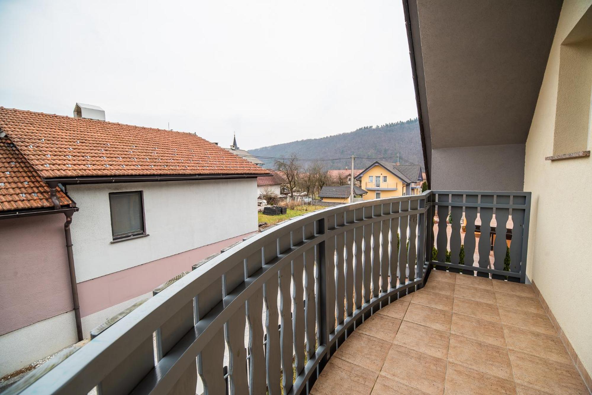 Apartment Zelimlje Škofljica Buitenkant foto